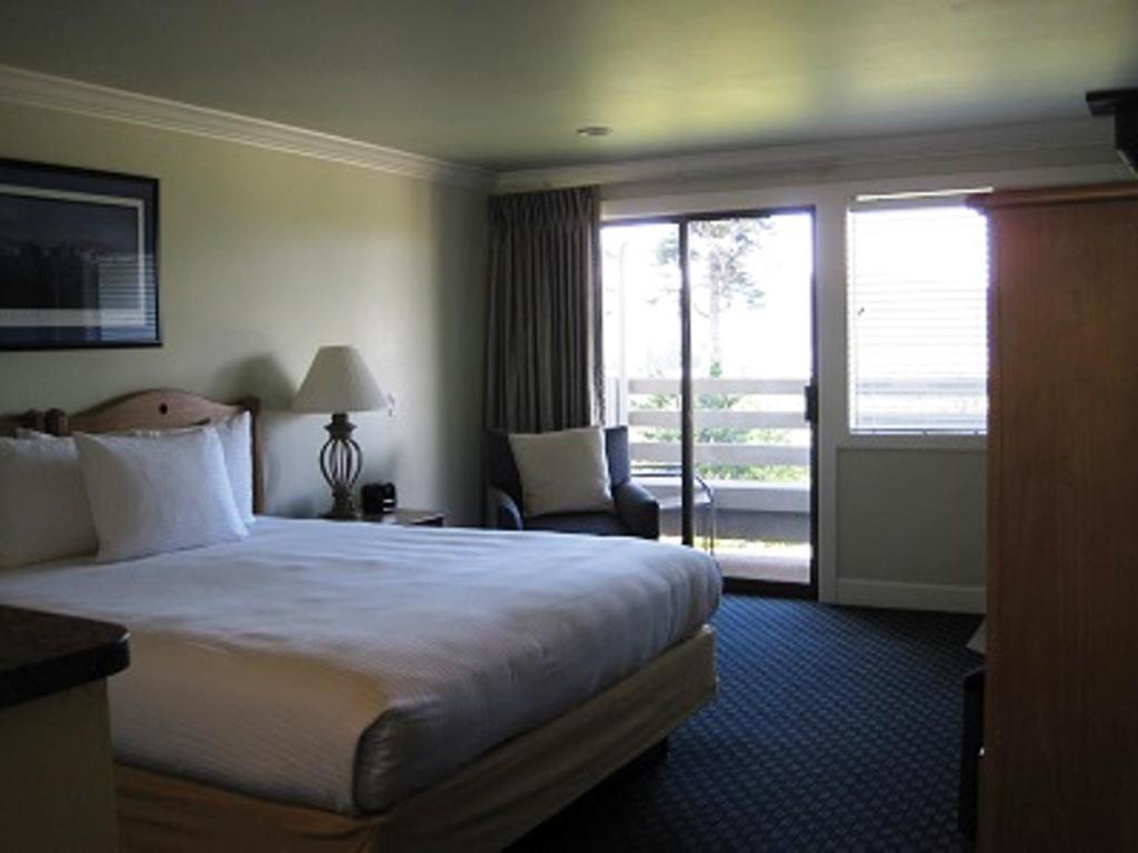 Anacortes Ship Harbor Inn Room photo